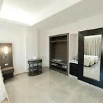 Hotel Western Grand