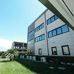 Hotel Western Grand 4*