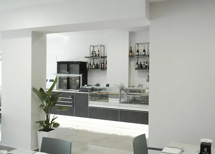 Hotel Western Grand 4*